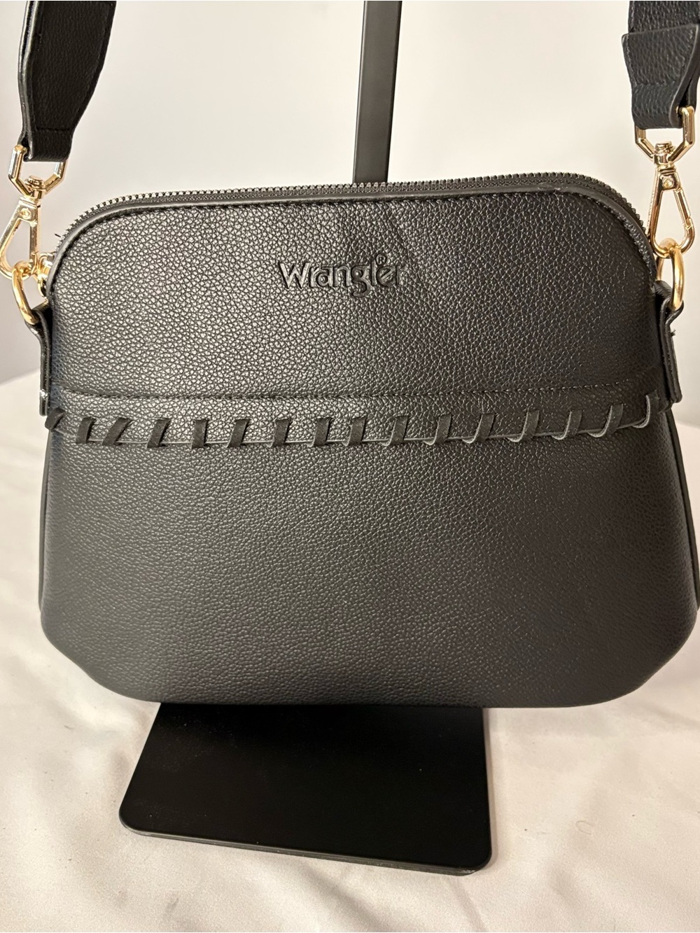 Wrangler Black Pebbled Crossbody Bag Wide Logo Strap Brown Rope Print Lining